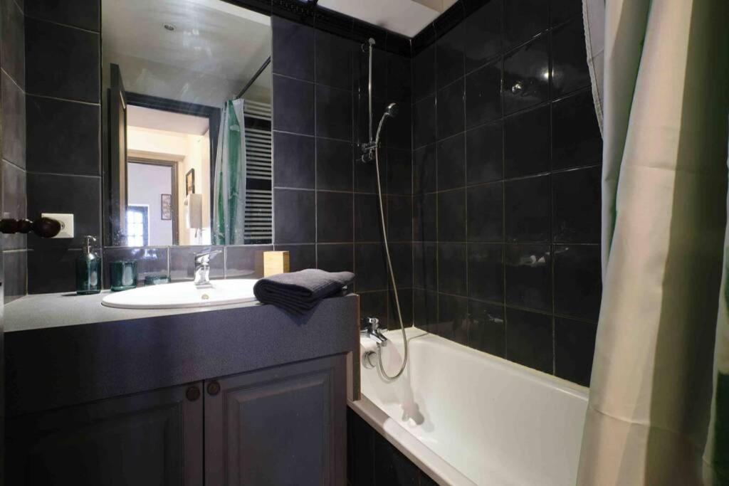Centre Ville Appartement 75M2, Avec 3 Chambres قرقشونه المظهر الخارجي الصورة